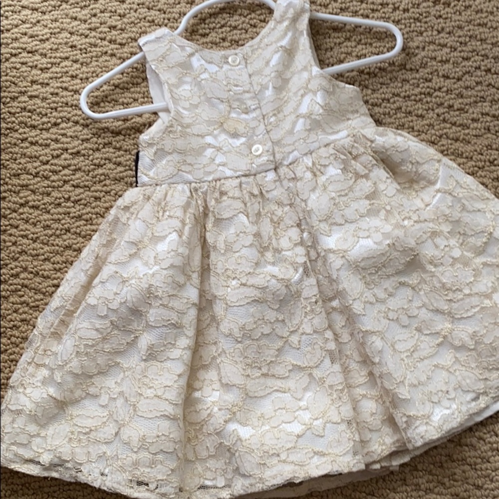 Infant cream lace holiday dress with black bow - Picture 4 of 8